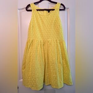 EUC Old Navy yellow fit and flared eyelet sleeveless dress, size 12